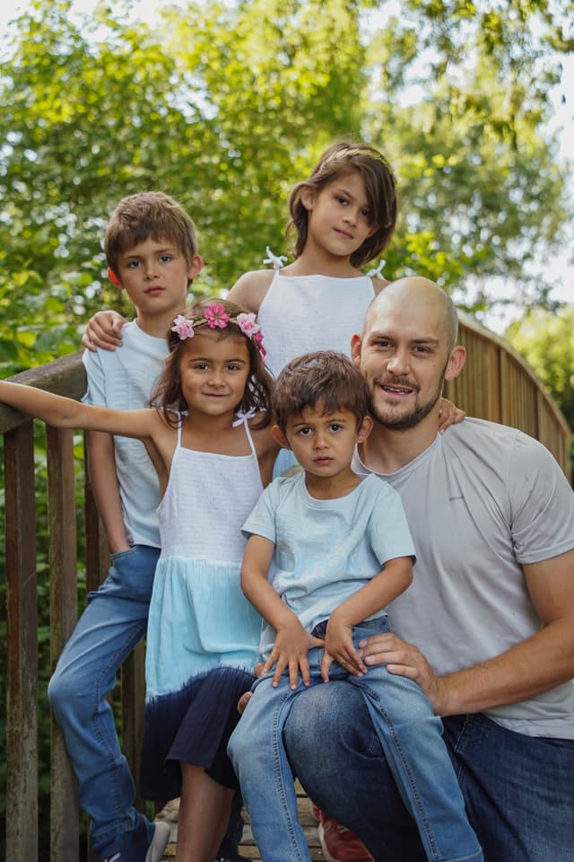Photo de famille en extérieur, Périgord