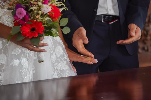 Photographie de couple le jour du mariage, Dordogne